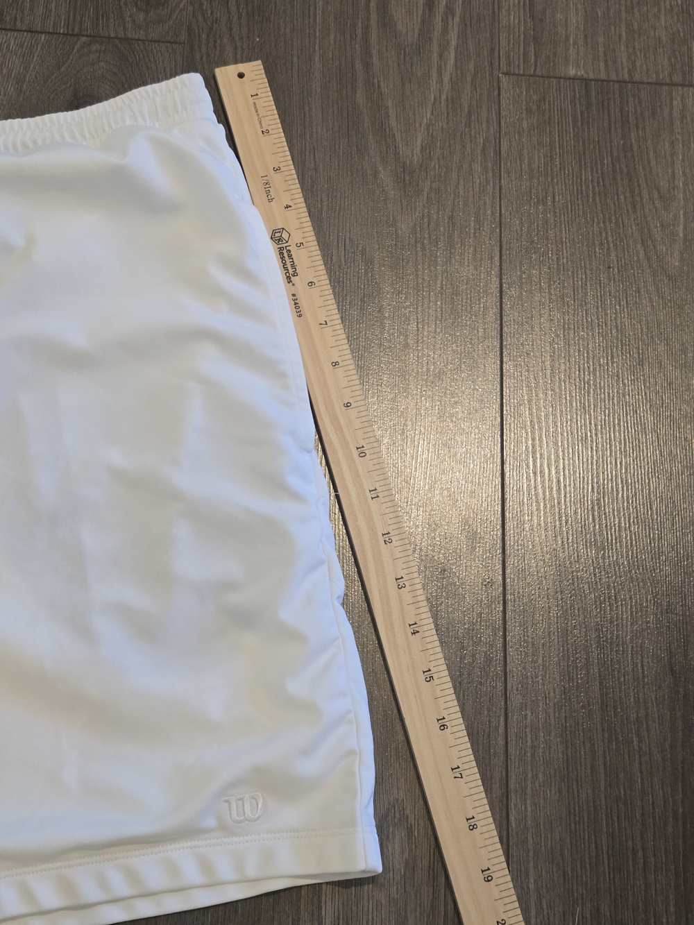Wilson Men’s Court Tennis Shorts White Size Large Mesh Lining Deep Pockets EUC - Picture 3 of 11